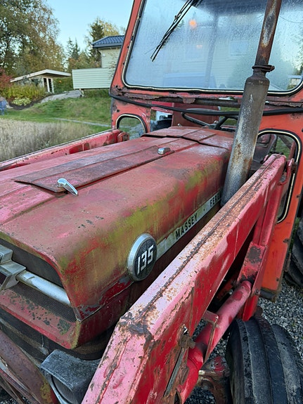 Massey Ferguson 135 9 of 15