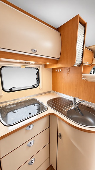 Bürstner Nexxo T 660 EU2028 / Fukttest / Meget flott bil 22 of 30
