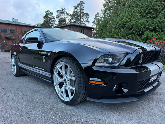 Ford Mustang 18 of 30