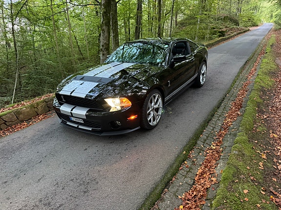 Ford Mustang 6 of 30