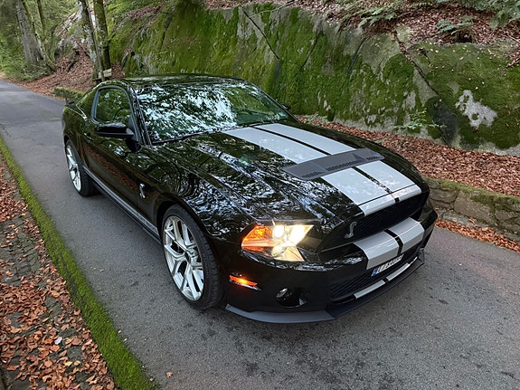 Ford Mustang 3 of 30