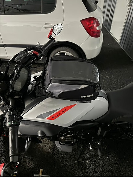 Yamaha MT-07 12 of 15