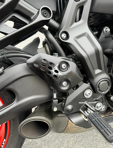 Yamaha MT-07 10 of 15