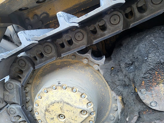 Komatsu D375A 14 of 22