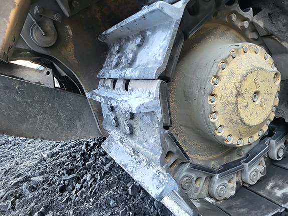 Komatsu D375A 13 of 22