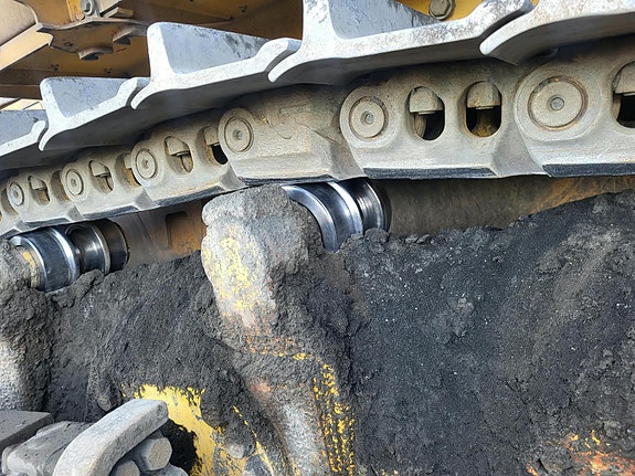 Komatsu D375A 10 of 22