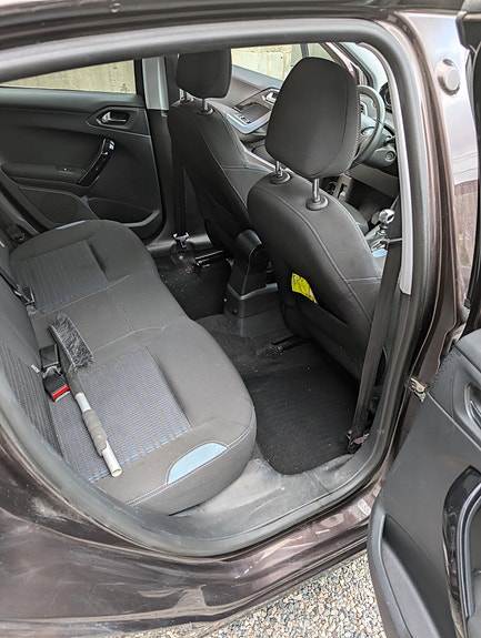 Peugeot 208 11 of 29