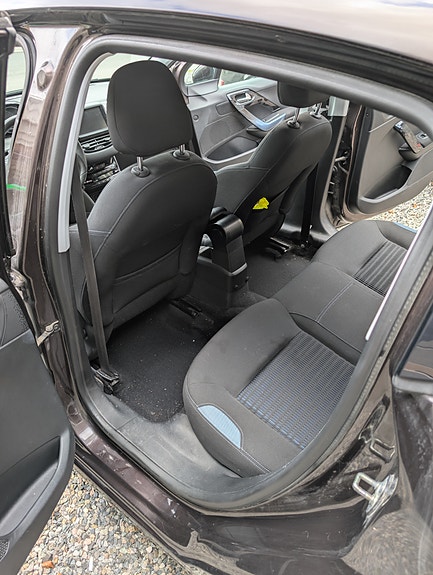 Peugeot 208 9 of 29