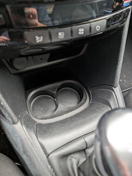 Peugeot 208 19 of 29