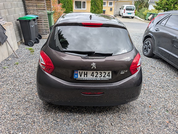 Peugeot 208 5 of 29