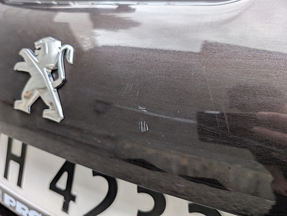 Peugeot 208 26 of 29