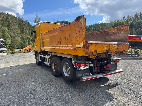 Volvo FH540 6x4 tippbil – Zetterbergs tipp – 551 hk – underliggende skjær – Euro 6 7 of 30