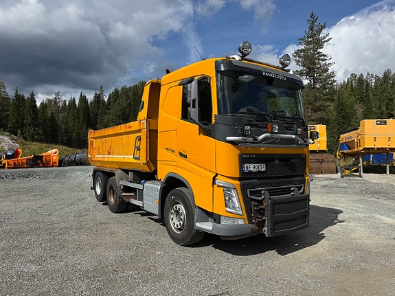 Volvo FH540 6x4 tippbil – Zetterbergs tipp – 551 hk – underliggende skjær – Euro 6 3 of 30