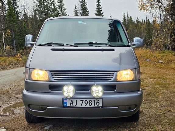 Volkswagen Caravelle 11 of 30