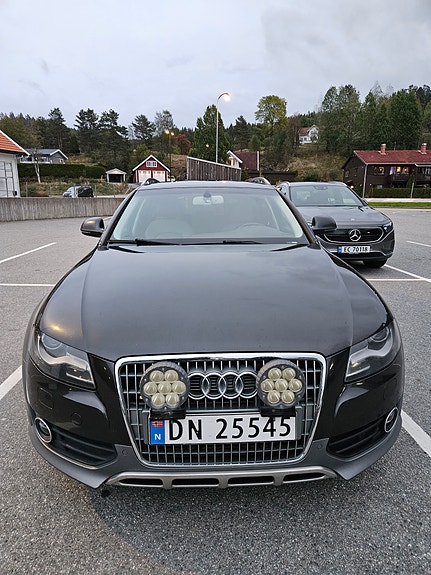 Audi A4 allroad 2 of 30