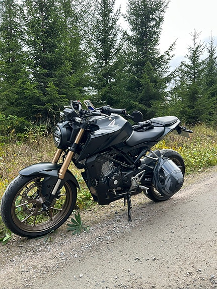 Honda CB 125 R 5 of 14