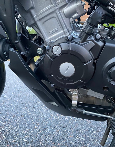 Honda CB 125 R 8 of 14