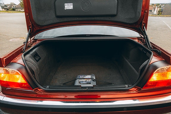 BMW 730i 25 of 30