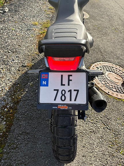 Husqvarna Svartpilen 125 19 of 30