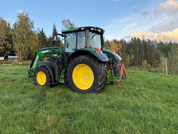 John Deere 6120M 7 of 8
