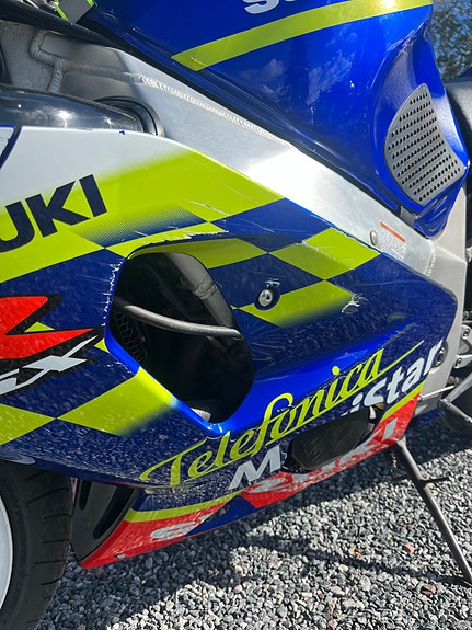 Suzuki GSX-R 600 4 of 7