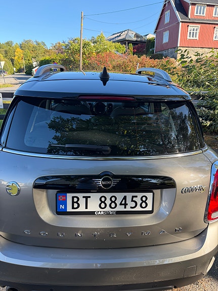MINI Countryman Cooper SE 8 of 17