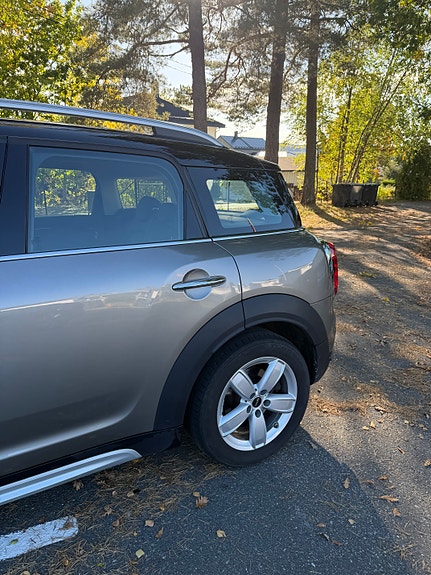 MINI Countryman Cooper SE 4 of 17