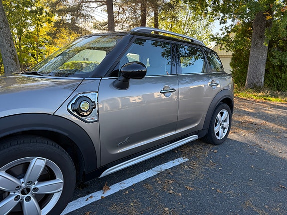 MINI Countryman Cooper SE 3 of 17