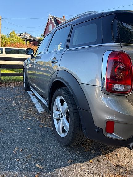MINI Countryman Cooper SE 6 of 17