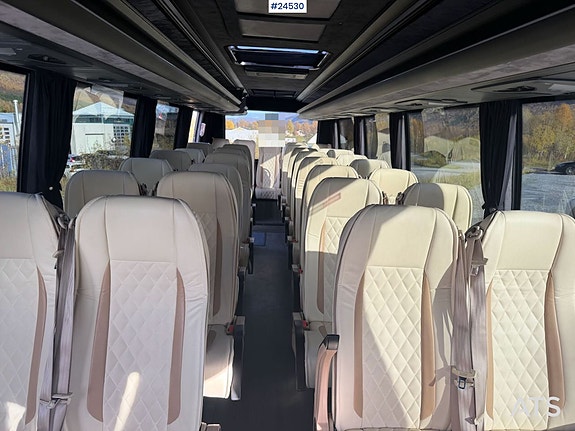Mercedes-Benz CENTO BUS EVOLVE m/ 31+1+1 seter og to sett dekk. SE VIDEO 22 of 30