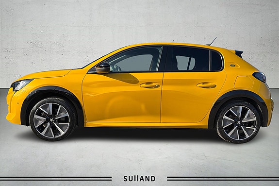 Peugeot e-208 5 of 24
