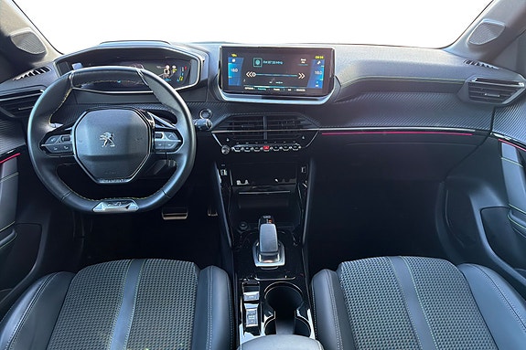 Peugeot e-208 4 of 24