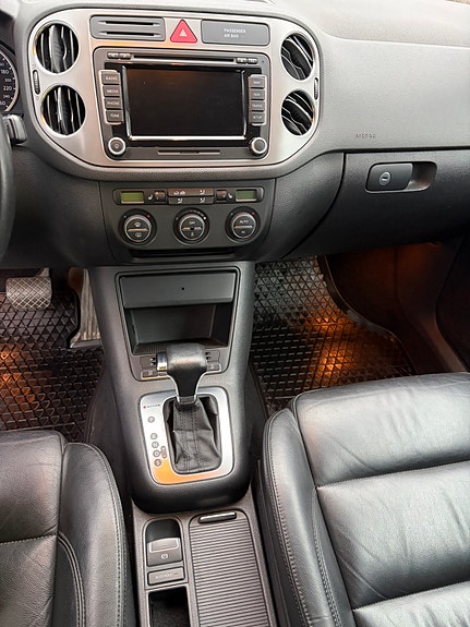 Volkswagen Tiguan 25 of 30