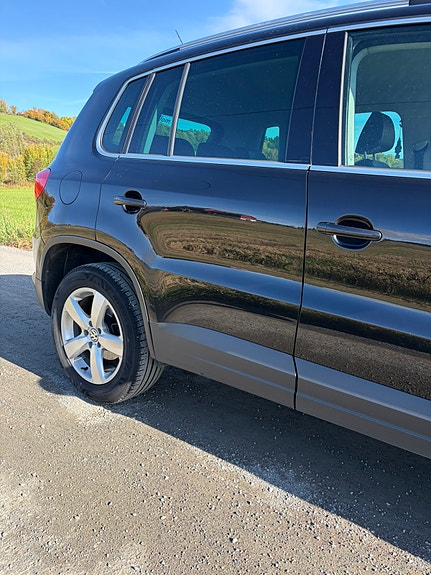 Volkswagen Tiguan 10 of 30