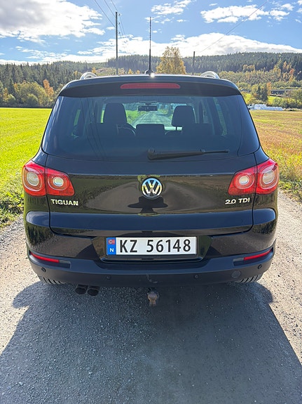 Volkswagen Tiguan 7 of 30