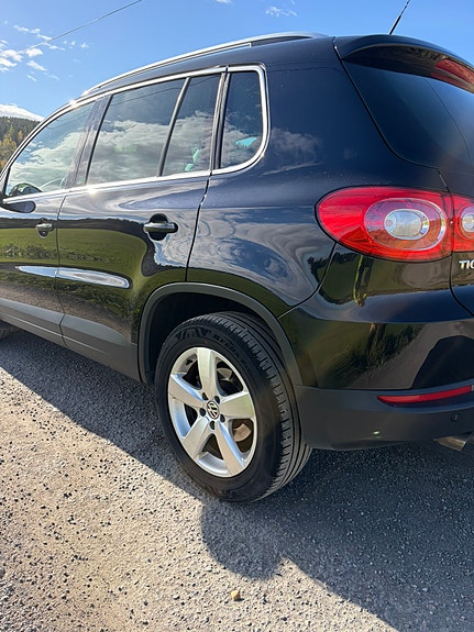 Volkswagen Tiguan 5 of 30