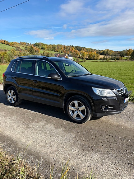 Volkswagen Tiguan 13 of 30