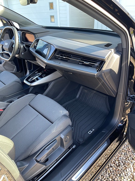 Audi Q4 e-tron 20 of 25