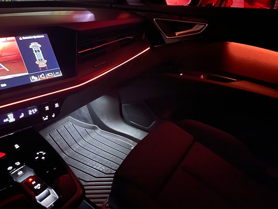 Audi Q4 e-tron 15 of 25