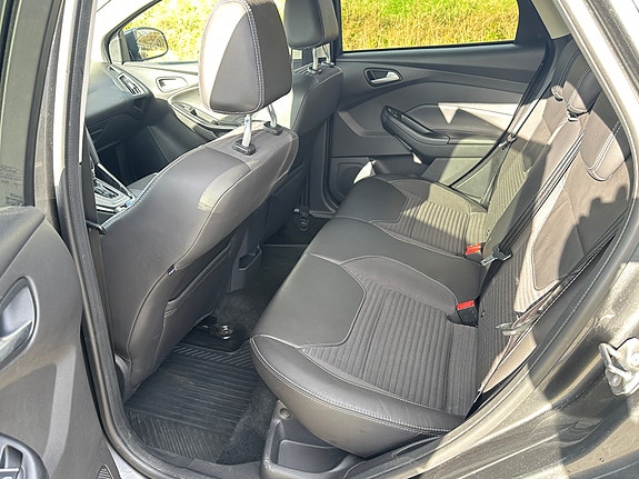 Ford Focus 15 of 30