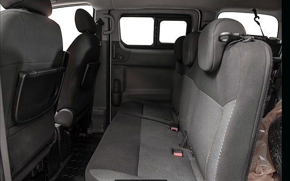 Nissan e-NV200 4 of 20