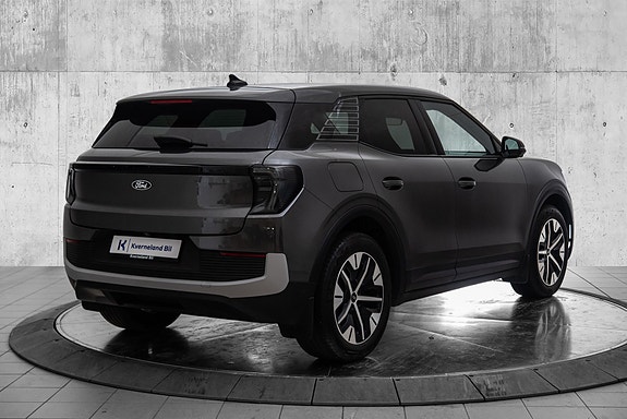 Ford Explorer 5 of 24