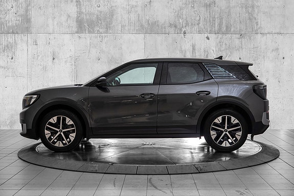 Ford Explorer 2 of 24
