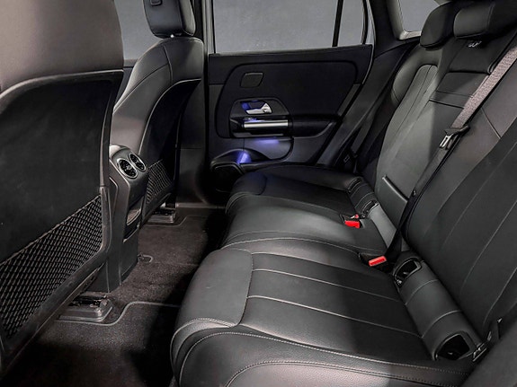 Mercedes-Benz EQA300 27 of 30