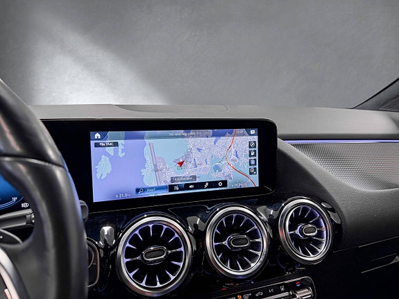 Mercedes-Benz EQA300 22 of 30