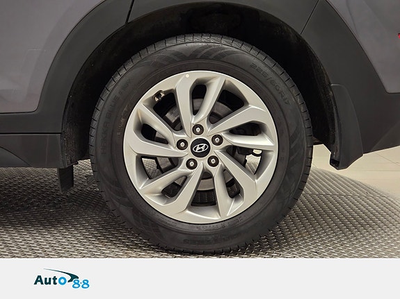 Hyundai Tucson 13 of 30