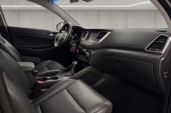 Hyundai Tucson 27 of 30