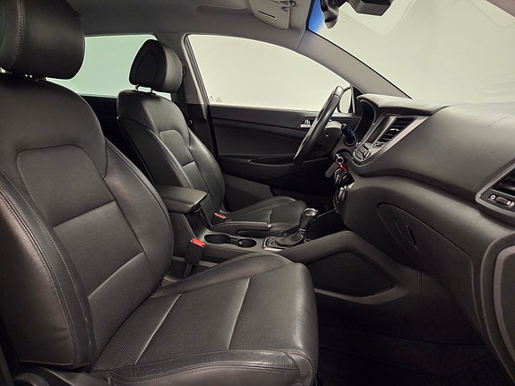 Hyundai Tucson 28 of 30