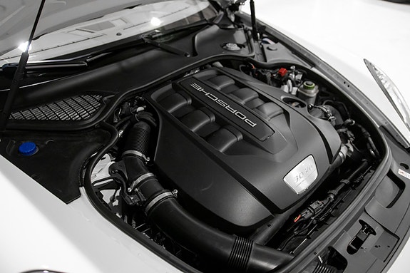 Porsche Panamera 11 of 30