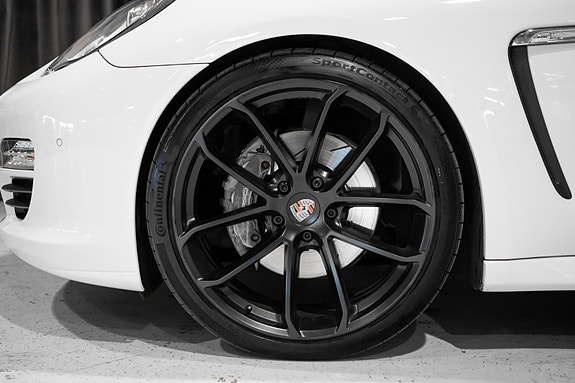 Porsche Panamera 14 of 30